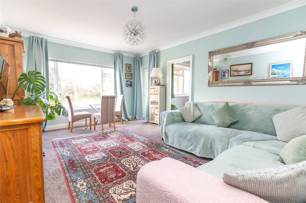 Property photo 2 of 16 Picture No. 09