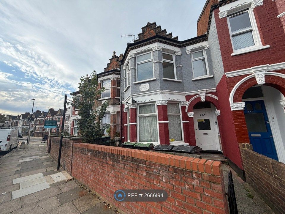 Property photo 3 of 10