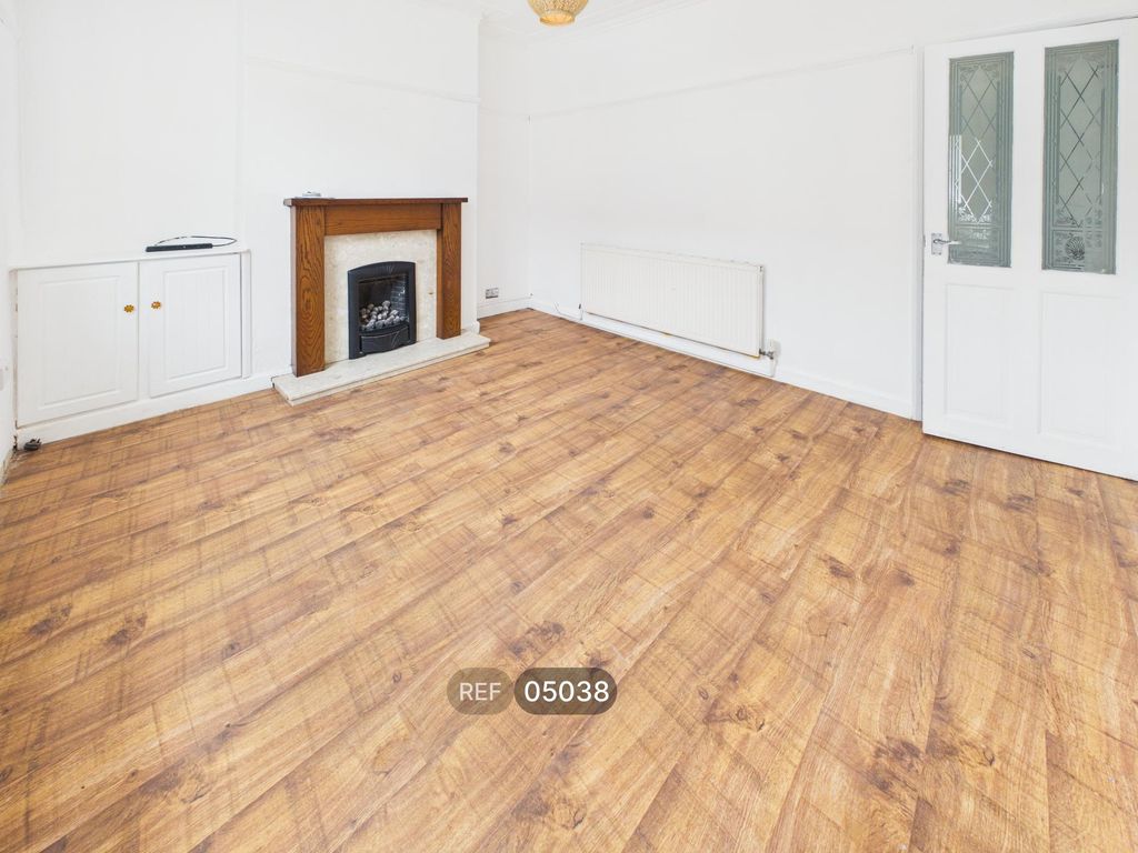 Property photo 2 of 16 Living Room