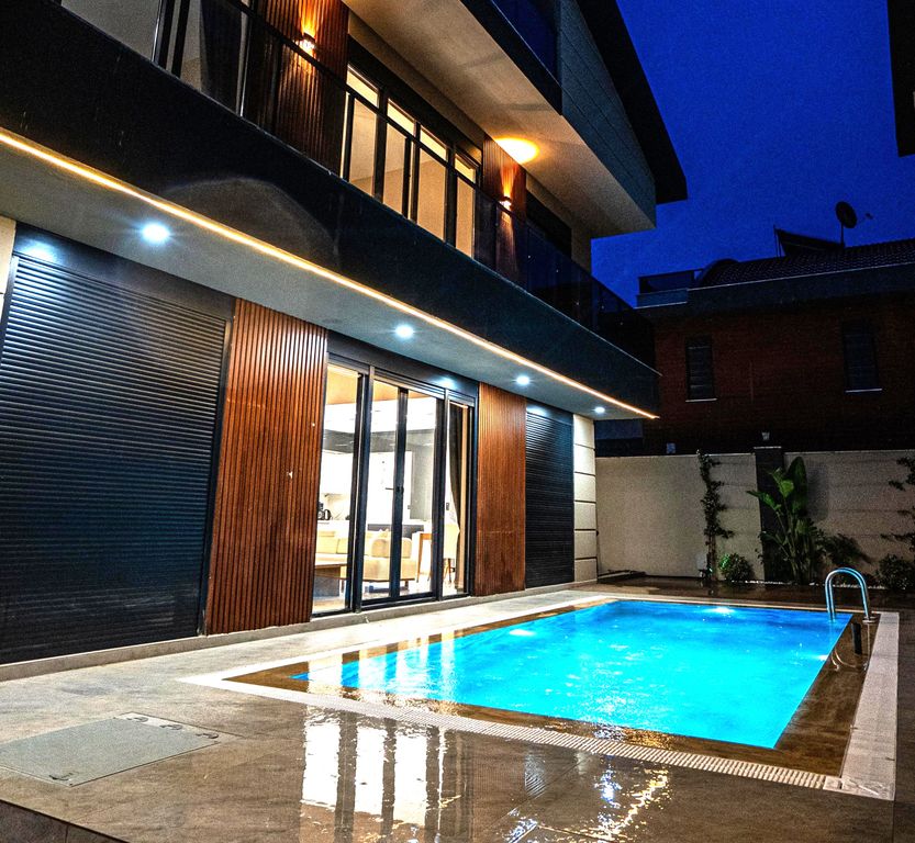 Property photo 2 of 15 Smart Home Villa For Sale Near Golf Courses & The Airport In Belek - Private Villa With A Pool & Terrace