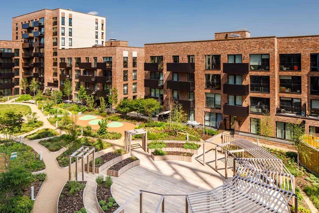 Property photo 3 of 13 Take Some Time Out In Nature And Enjoy The Podium Gardens