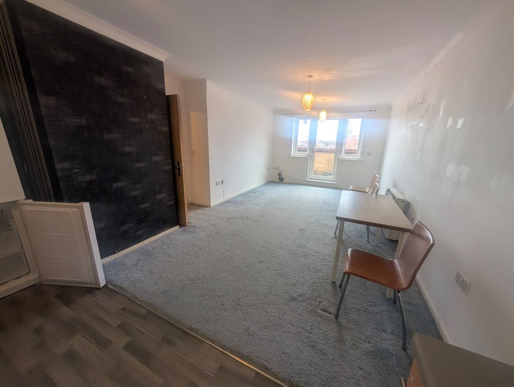 Property photo 2 of 10 Gallery