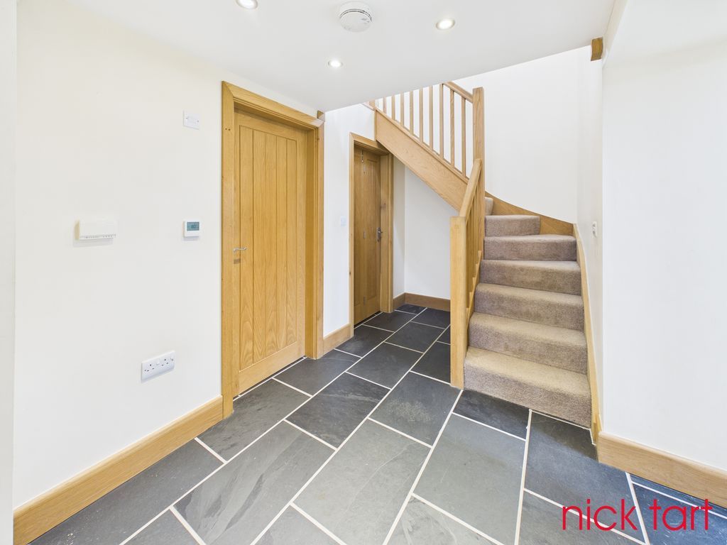 Property photo 2 of 20 Photo 36