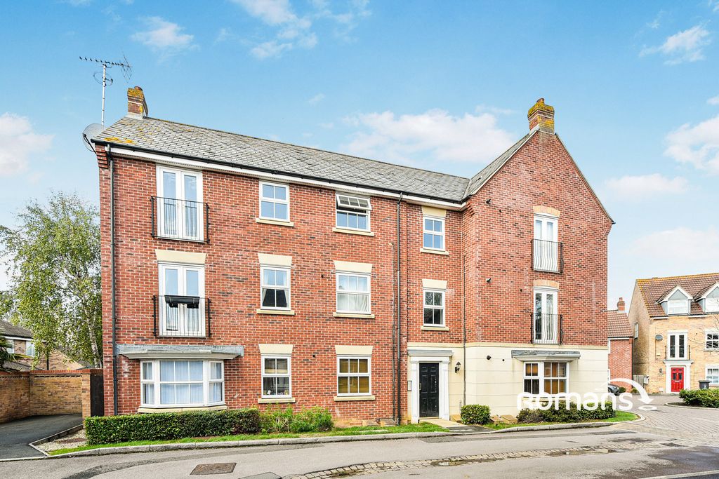 Property photo 1 of 10 External