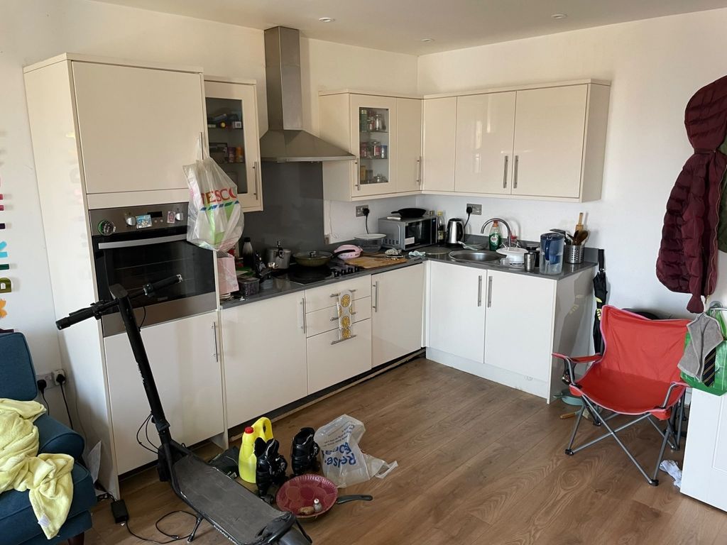 Property photo 3 of 3