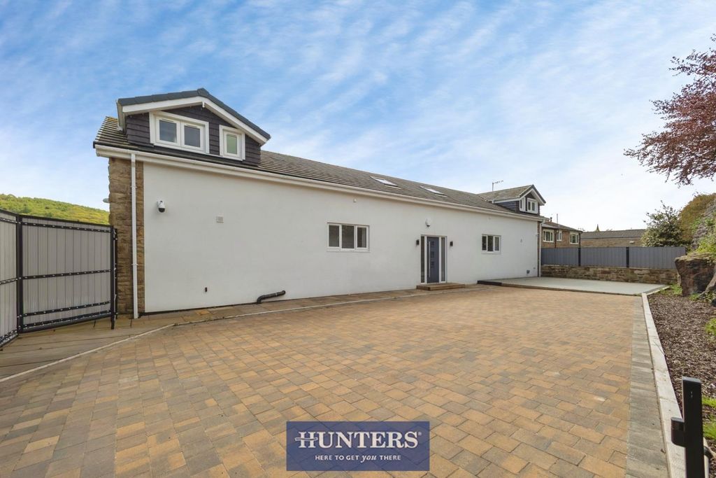 Additional image 54 of 4 bed detached house for saleBute Street, Glossop SK13