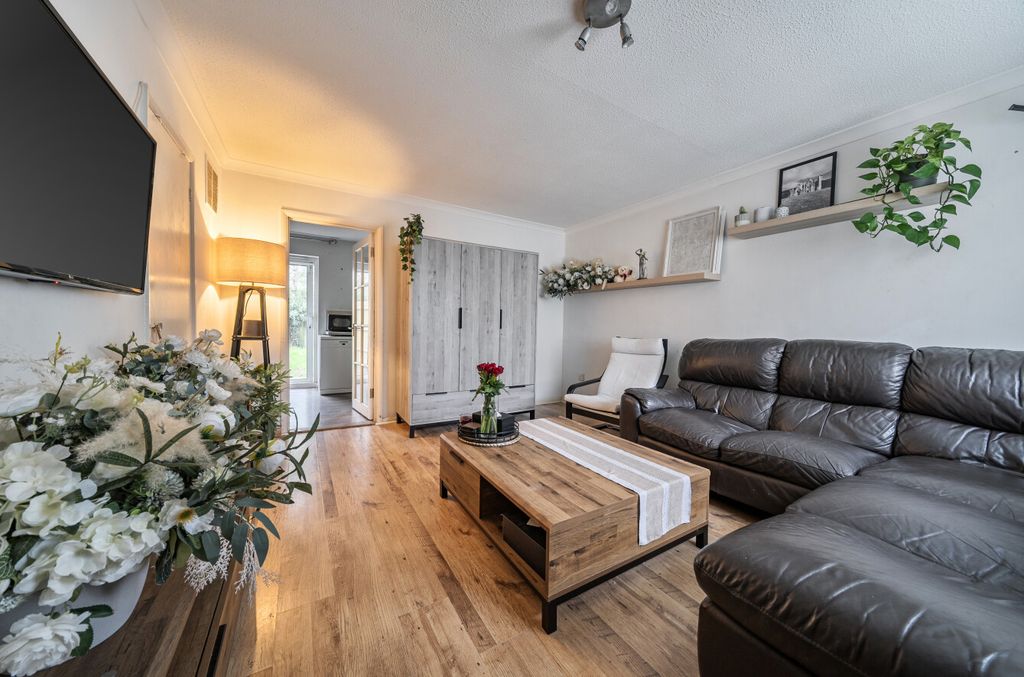 Property photo 2 of 15 1434104-4-69cd41F...