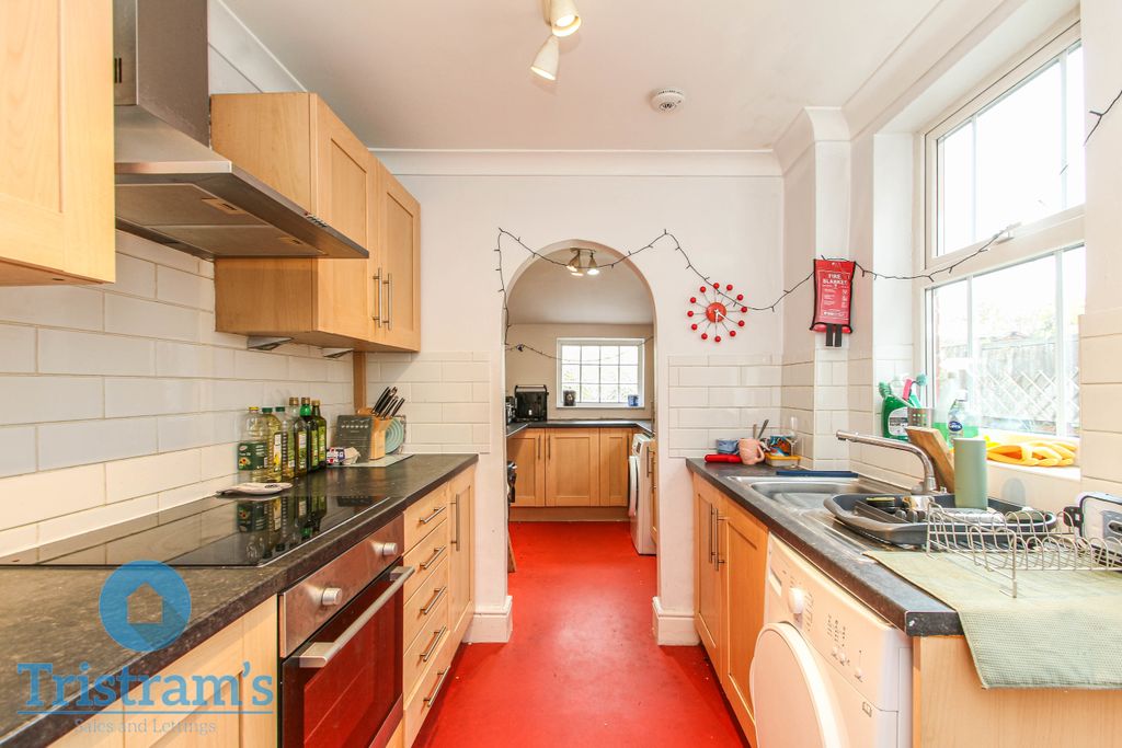 Property photo 2 of 14