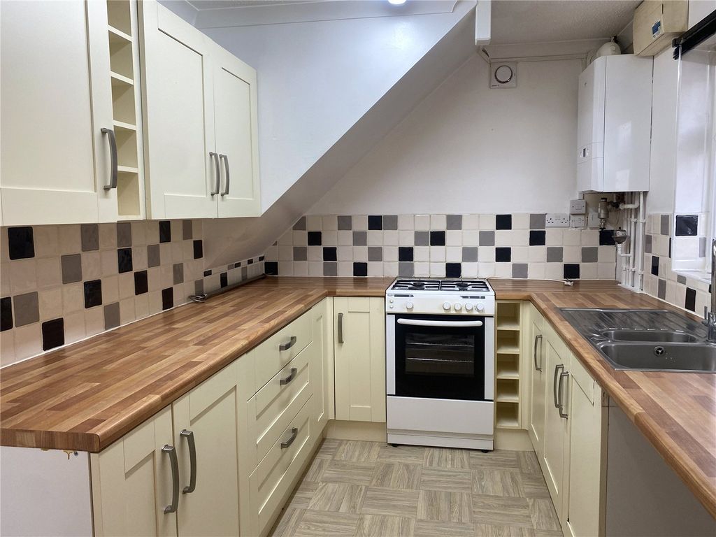 Property photo 3 of 9 Picture No. 04