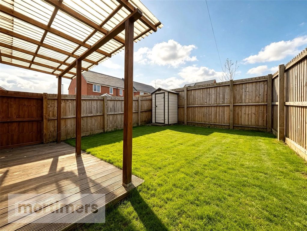 Property photo 3 of 16 Garden