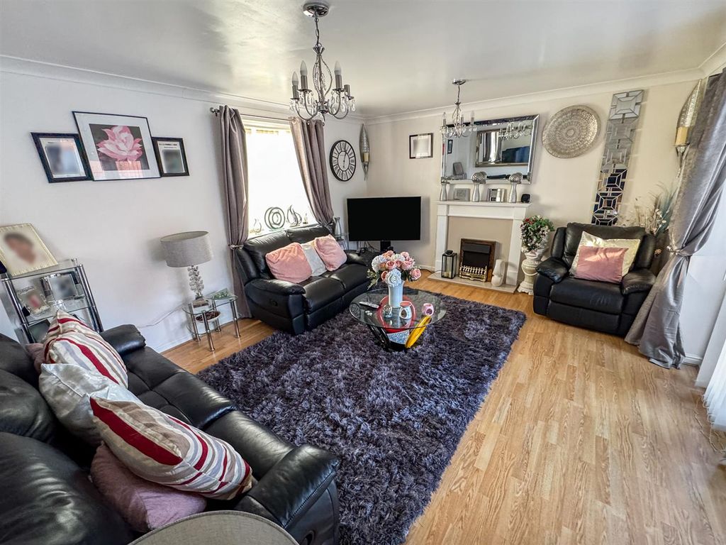 Property photo 2 of 42 Img_9210.Jpg