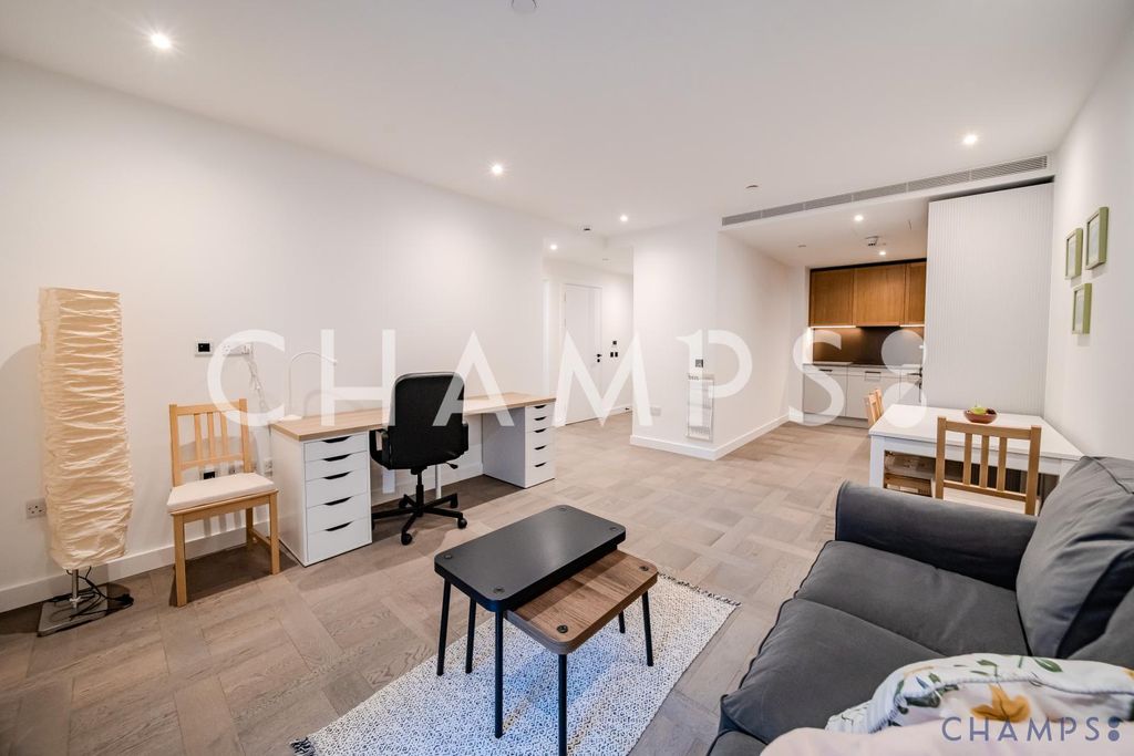 Property photo 1 of 12 1Bed For Rent In London Dock