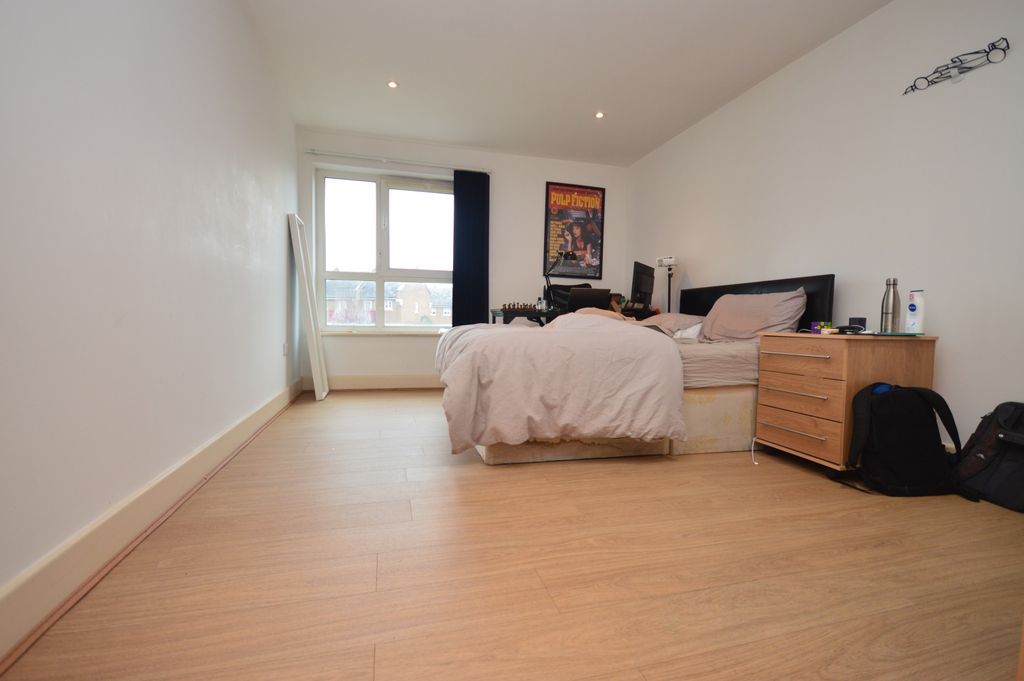 Property photo 2 of 13 Gallery