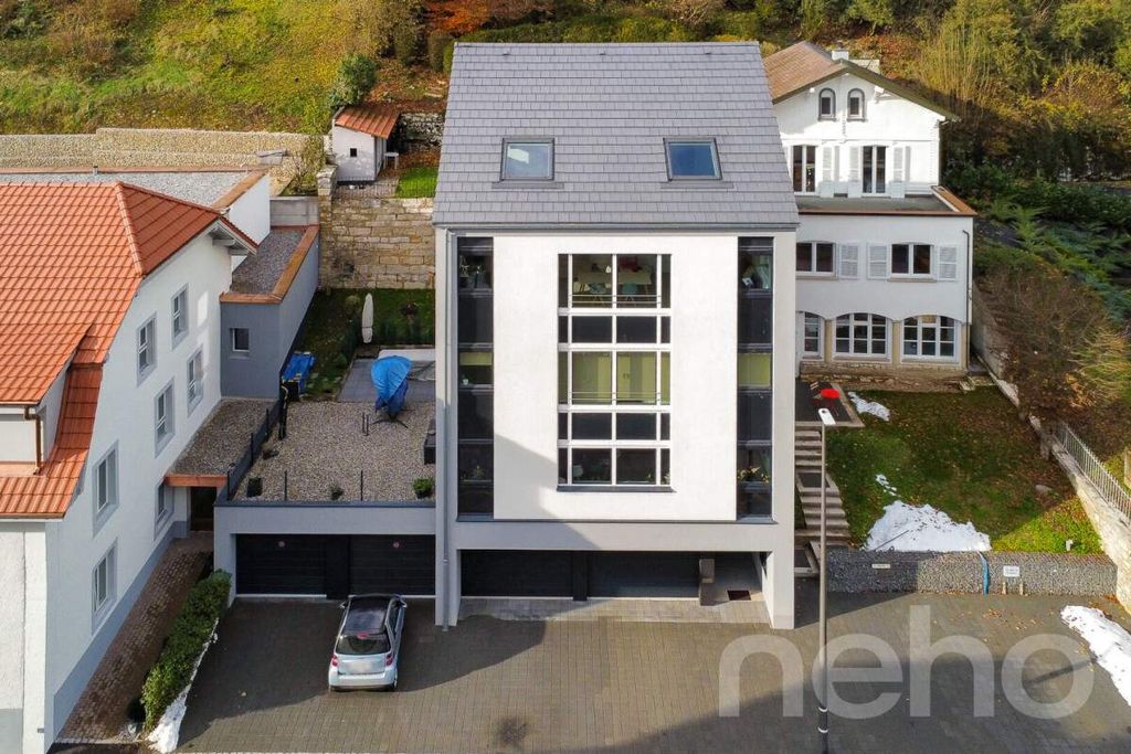 Property photo 2 of 13