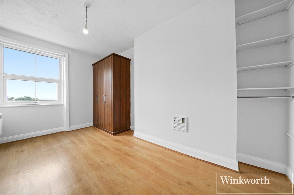 Property photo 1 of 14 Picture No. 05