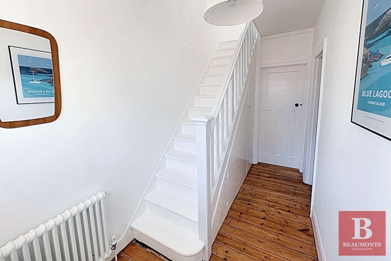 Property photo 3 of 25 Photo 8