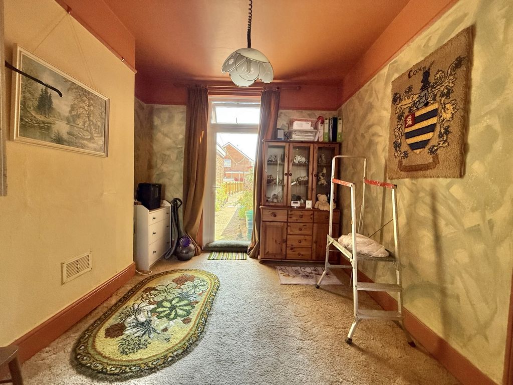 Property photo 3 of 19 Photo 18