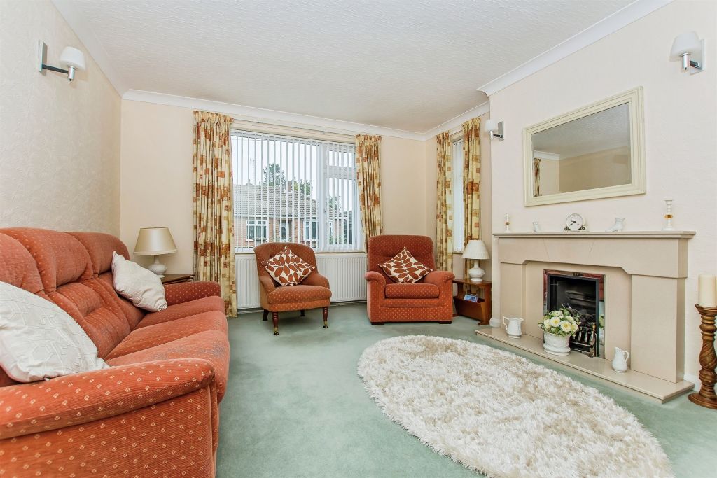 Property photo 3 of 17