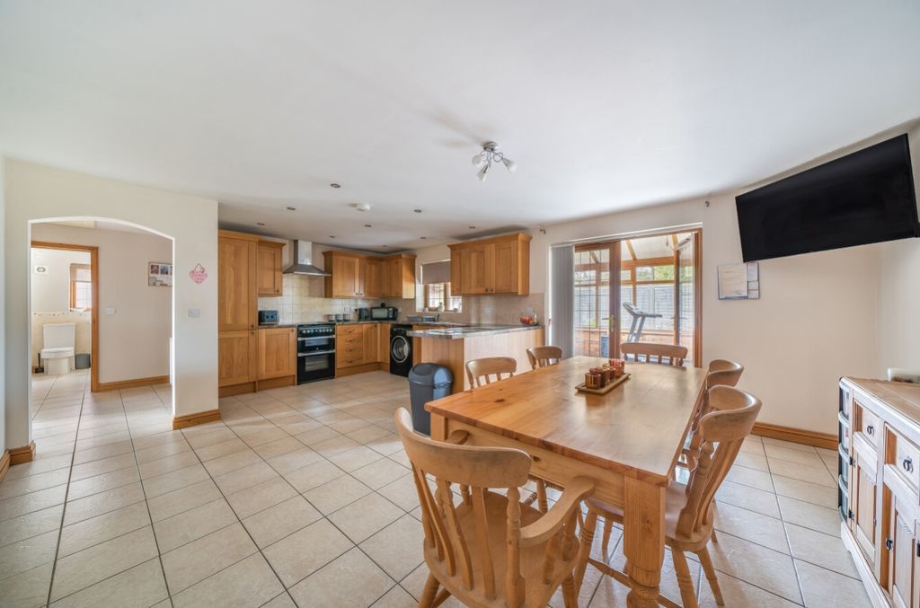 Property photo 3 of 20 1202048 (4)