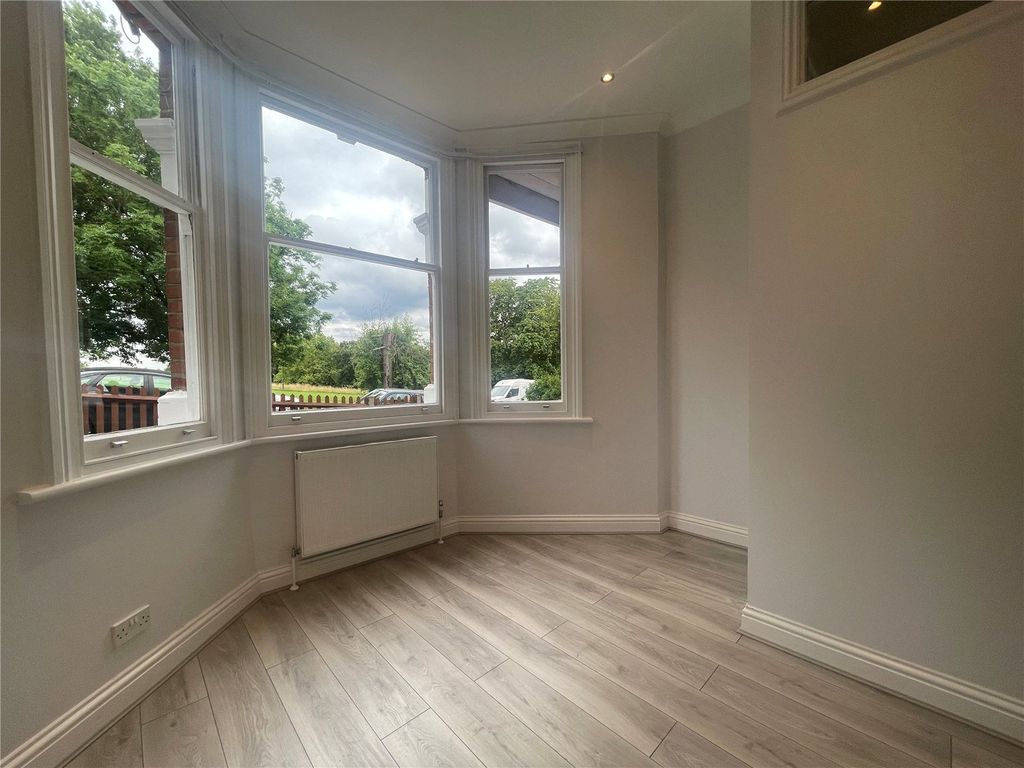 Property photo 2 of 7 Picture No. 08