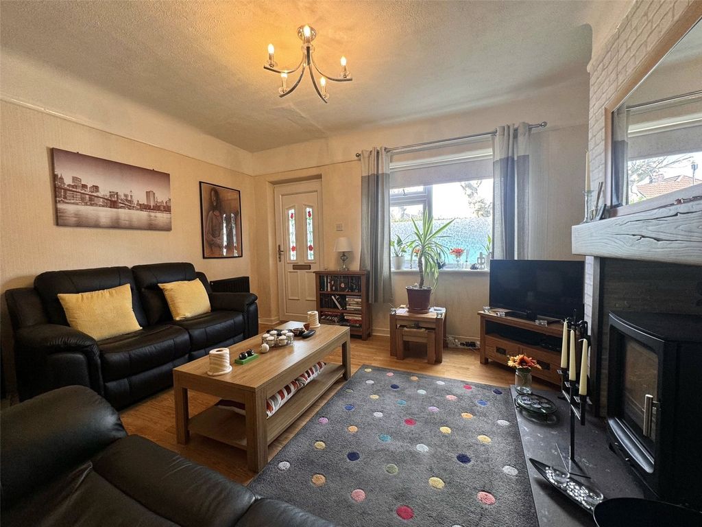 Property photo 3 of 16 Picture No. 15