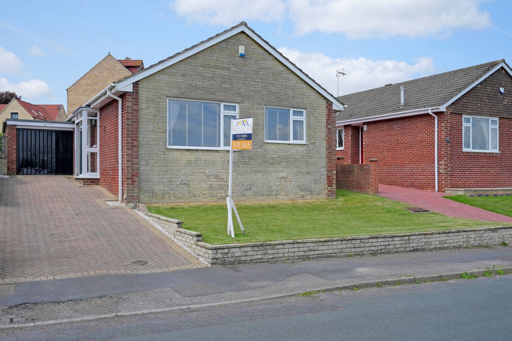 Property photo 1 of 28 Dsc00376