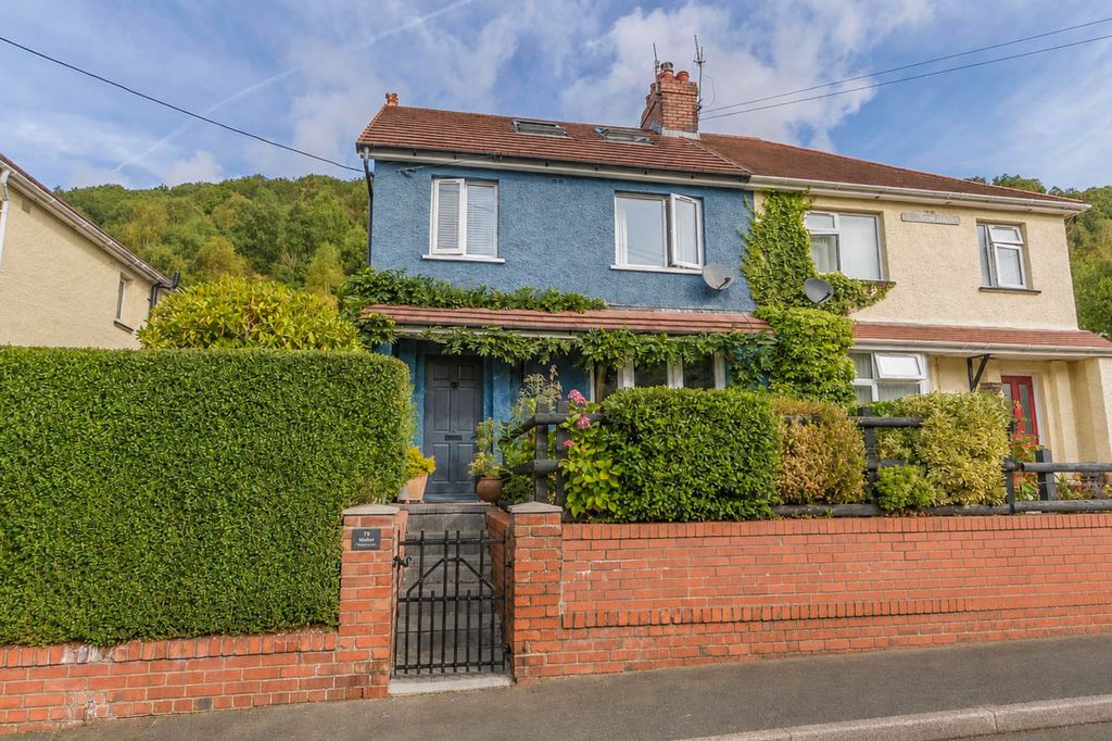 Property photo 1 of 34