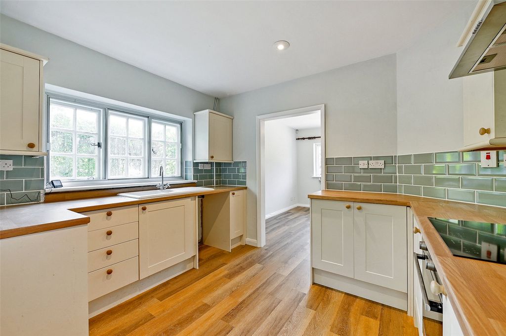 Property photo 2 of 10 Picture No. 02