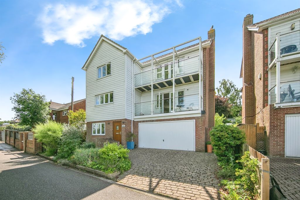Property photo 1 of 16