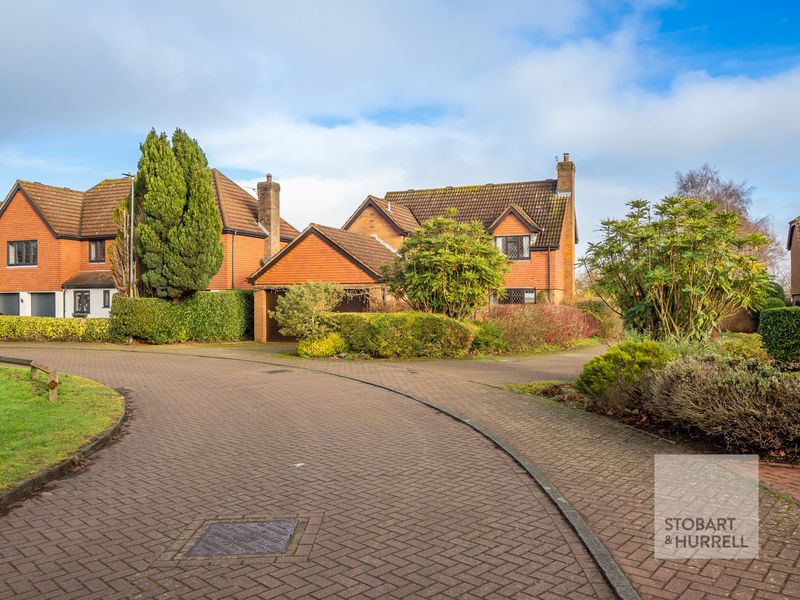 Property photo 2 of 33 Approach