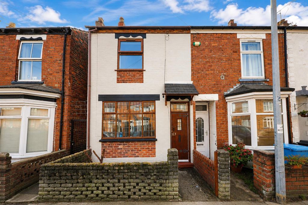 Property photo 1 of 19