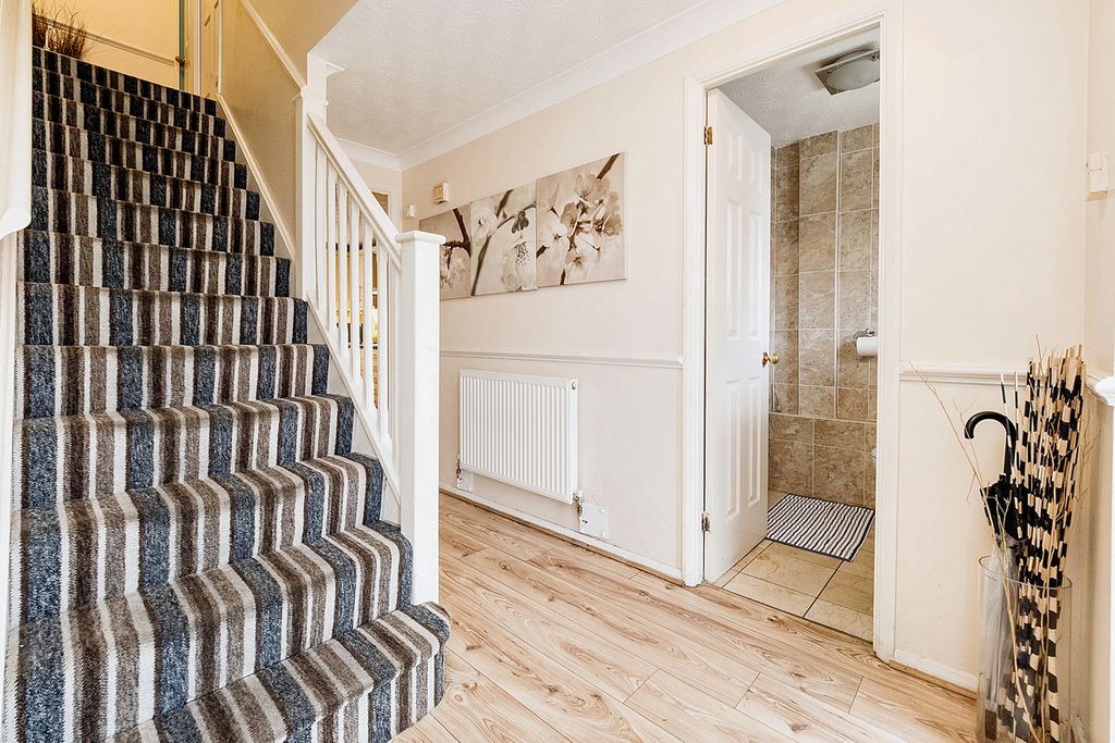 Additional image 4 of 4 bed detached house for saleAdvice Avenue, Grays RM16
