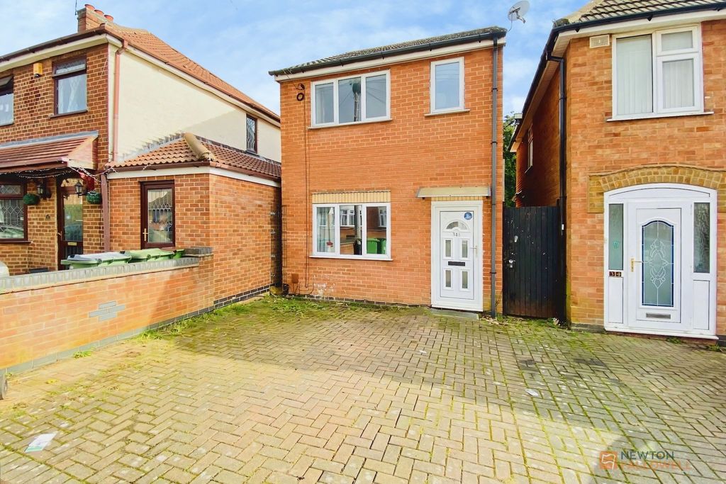 Property photo 1 of 13