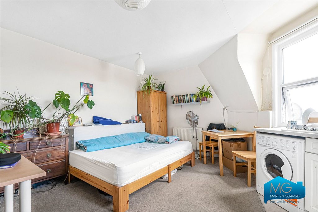 Property photo 1 of 7 Picture No. 24