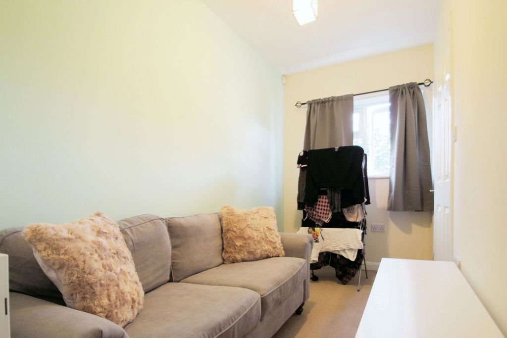 Property photo 3 of 6 4690F529-Img_554_14_Original