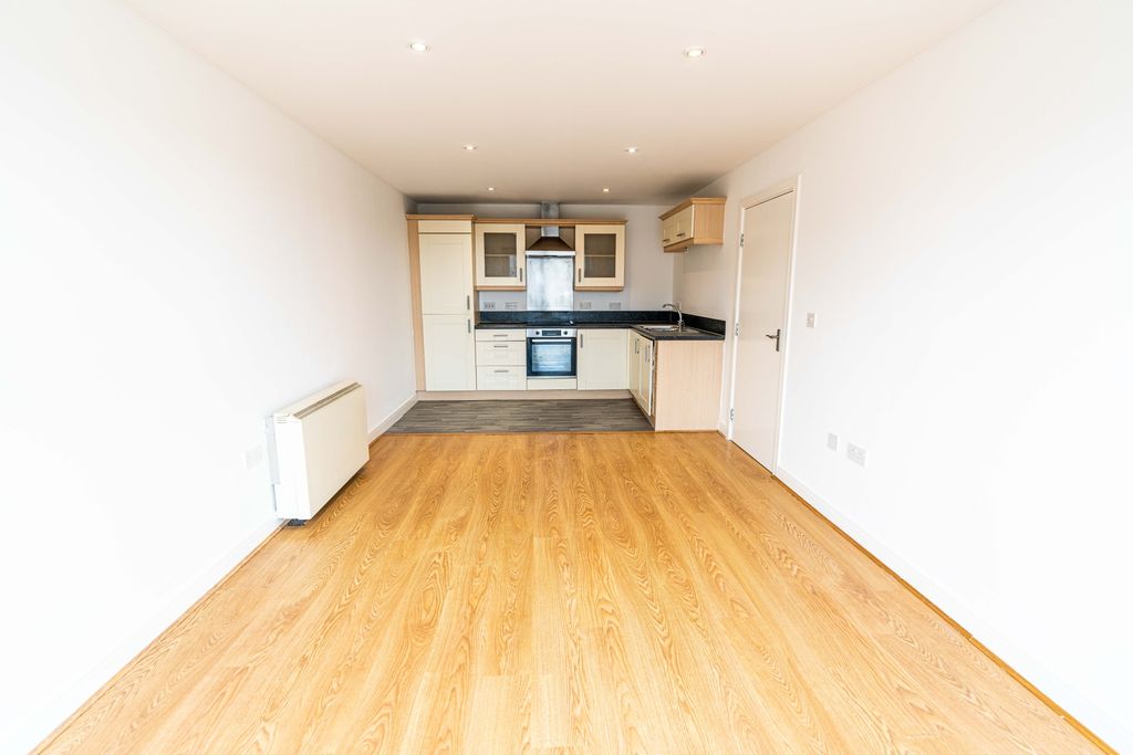 Property photo 3 of 8 Photo