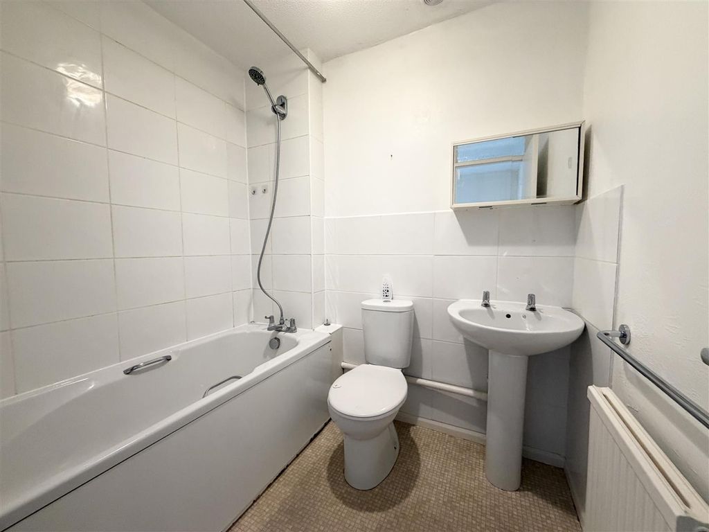 Property photo 3 of 11 Img_5099.Jpg