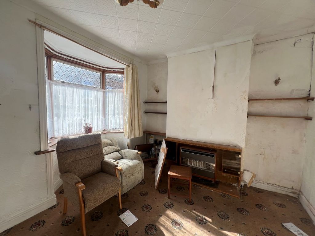 Property photo 3 of 23
