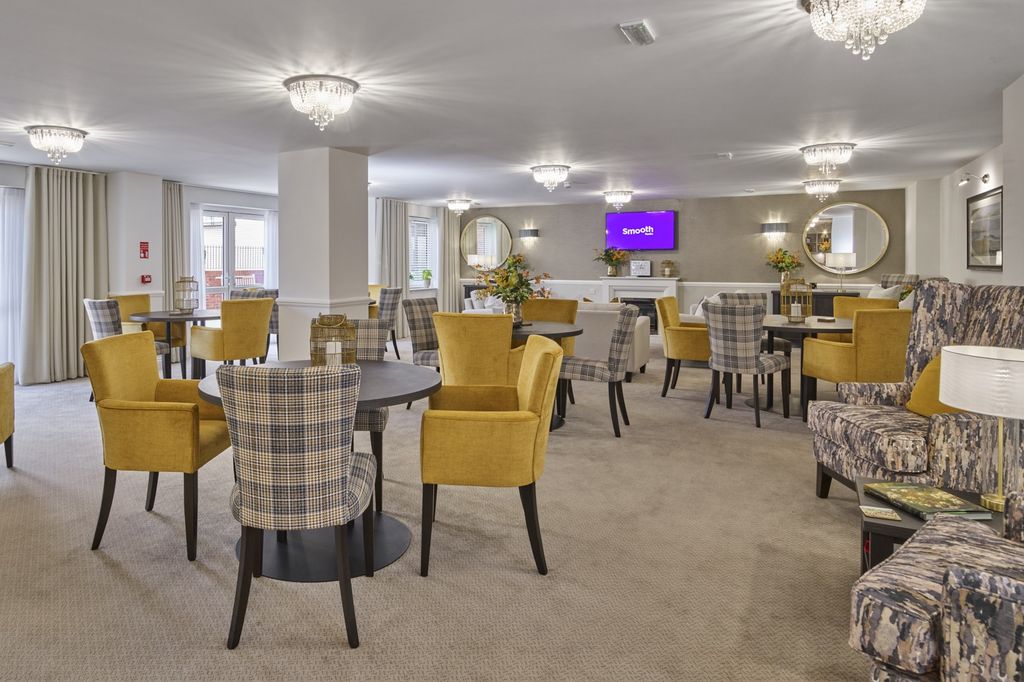 Property photo 2 of 11 Owners' Lounge At Dreton Lodge (1)