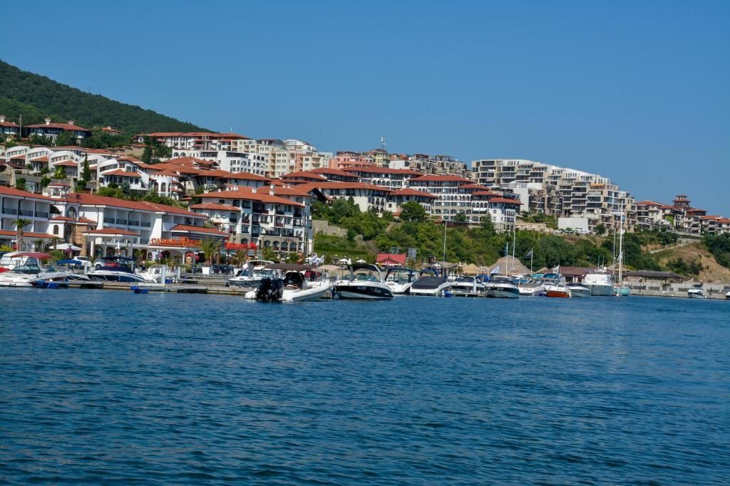 Property photo 1 of 26