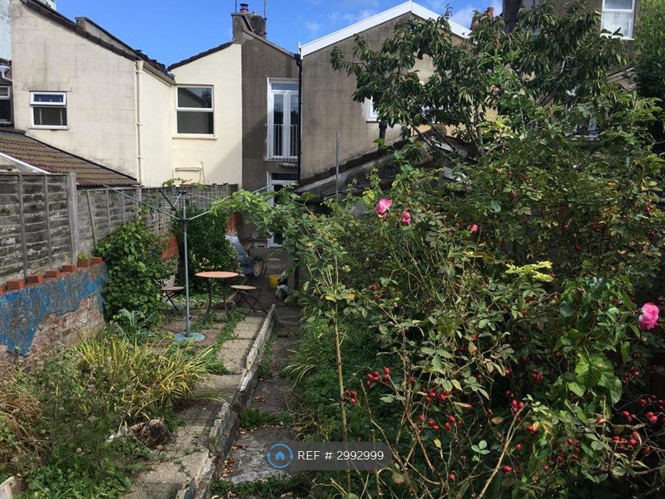 Property photo 3 of 13