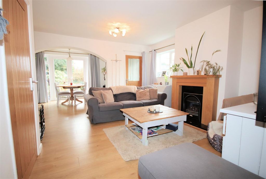 Property photo 2 of 19 Lounge/Dining Room