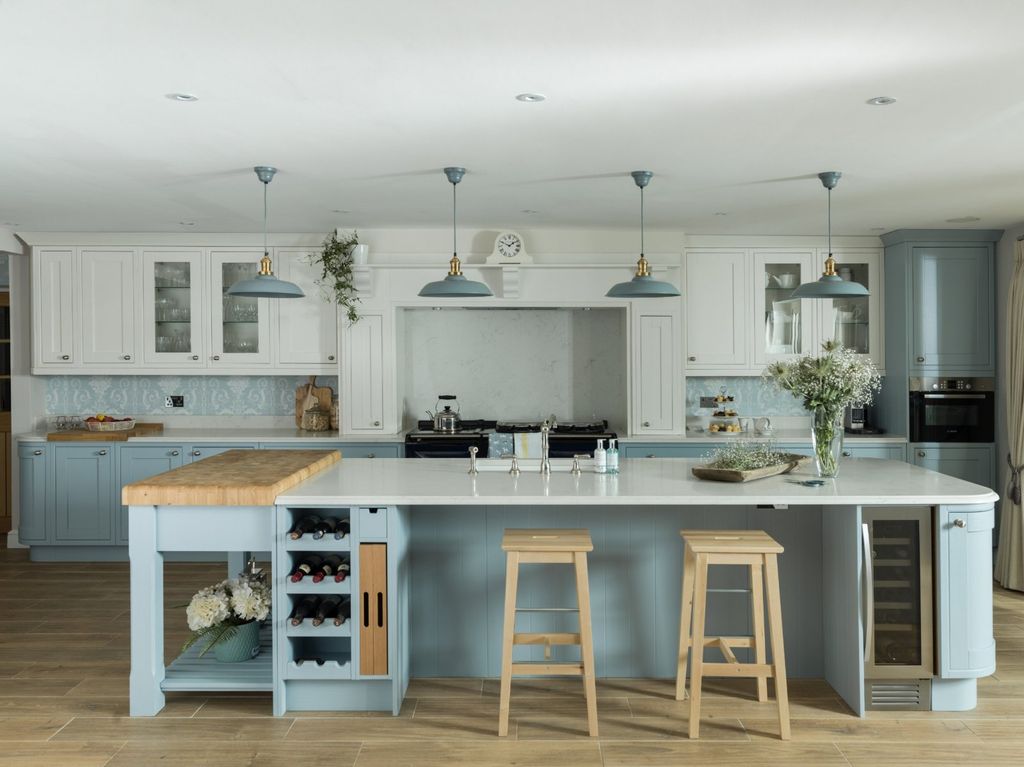 Property photo 3 of 9 Example Kitchen