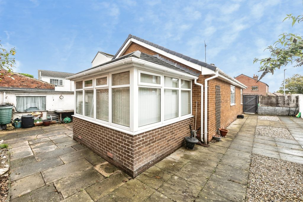 Property photo 2 of 14