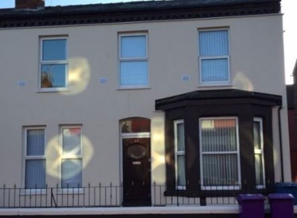 Property photo 1 of 35