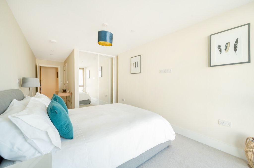 Additional image 9 of 3 bed flat for saleWest Parade, Worthing, West Sussex BN11