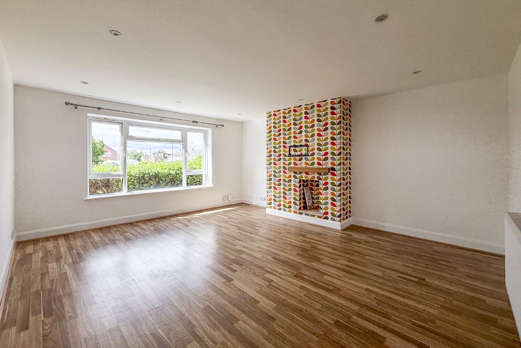 Property photo 2 of 14 5227883