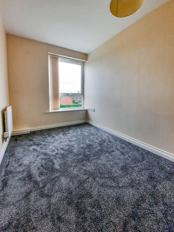 Additional image 7 of 2 bed flat to rentBlacon Point Road, Blacon, Chester, Cheshire CH1