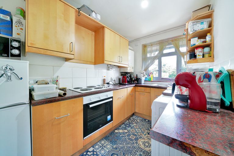 Property photo 3 of 14
