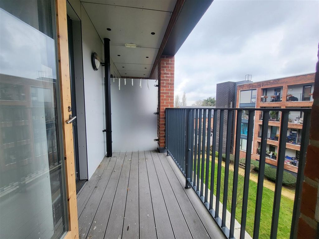 Property photo 3 of 10 Covered Balcony